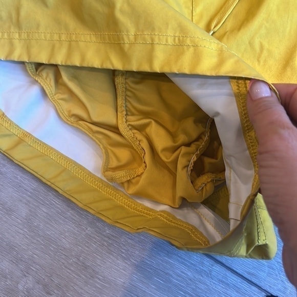 FREE people gold elastic waist reflection pull on athletic shorts size large - Picture 4 of 9